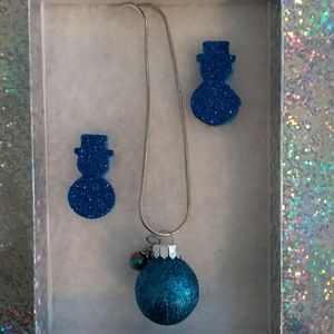 🎁🌟Winter Glass Ornament Necklace🌟🎁
